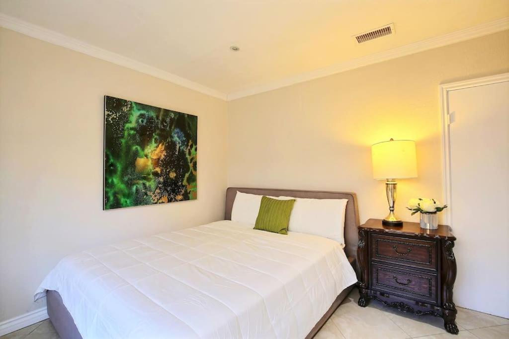 5 Rooms Villa Near Disneyland, Golf Course And Trial To Beach Santa Ana Bagian luar foto